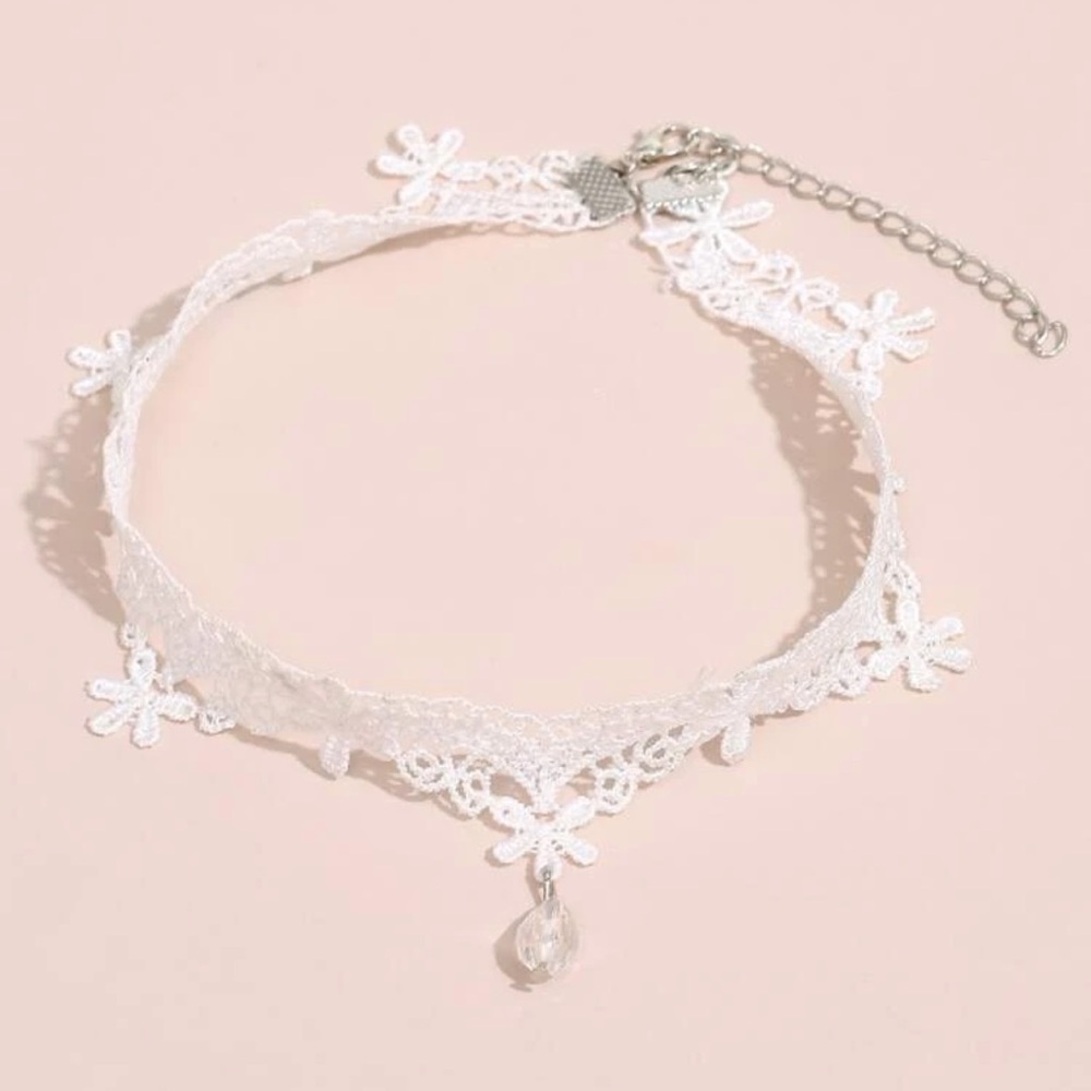 🌸 Awesome Floral Flower Victorian Lace Crystal Choker 🌸
